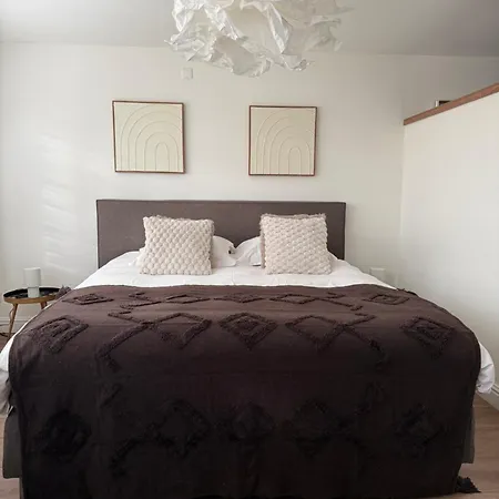 Boutique Appartementen Theodore Apartman